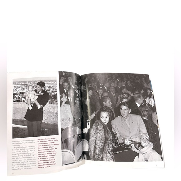 Life Magazine -Ronald Reagan Life in Pictures 1911 - 2004 - Picture 2 of 6